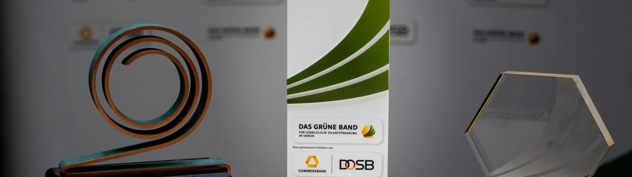Weitere Pokale Das Grüne Band