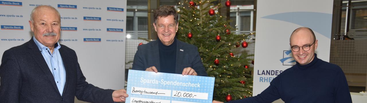Spendenscheckübergabe