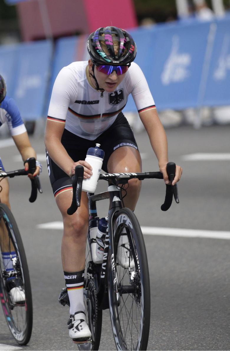 Die U23-Europameisterin Hannah Ludwig beim Radfahren