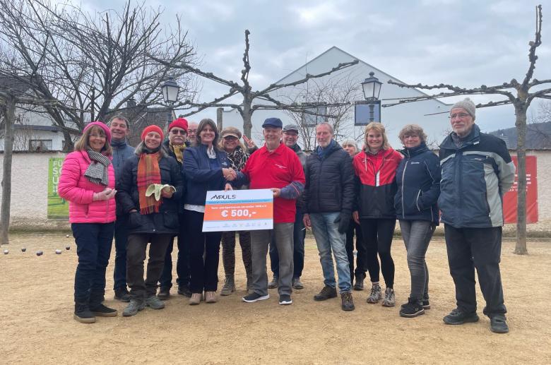 Gruppenfoto mit Menschen