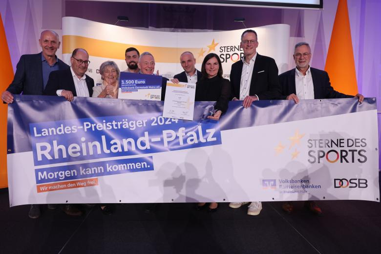 Siegerfoto mit dem TSV Schott Mainz