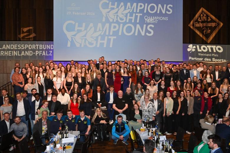 Großes Abschlussfoto der LSB-Champions Night