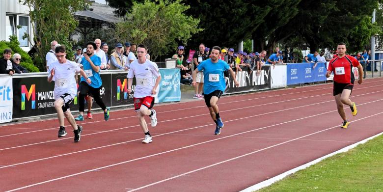 Sprinter beim Zielsprint