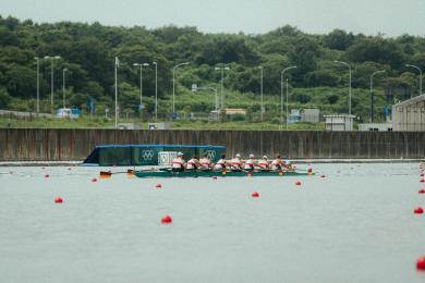 Der Deutschland-Achter im Boot auf dem Wasser