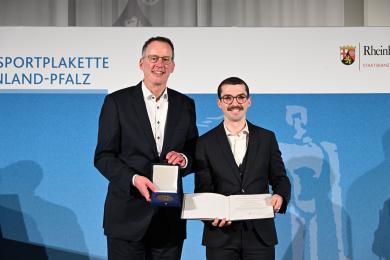 Minister Ebling mit Jonas Wiesen
