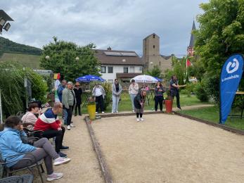 Senioren an Bouleanlage