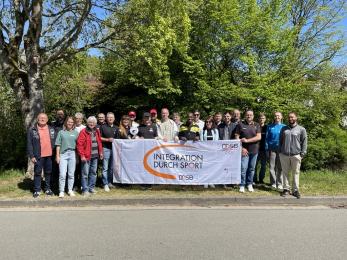 Das Foto zeigt alle Teilnehmenden des Netzwerktreffens