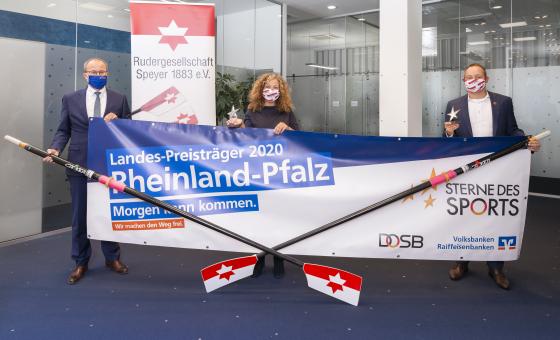 Die Preisträger*innen vom Speyerer Ruderverein.