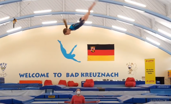 Trampolinturnerin