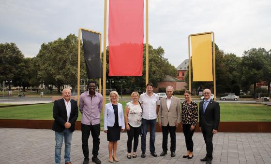 Personen bei Gruppenfoto