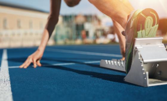 Leichtathlet im Startblock