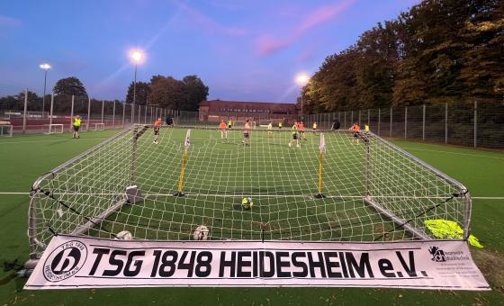 Tor auf einem Fußballplatz