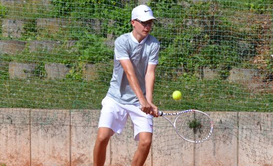 Tennistalent Bennet Blum