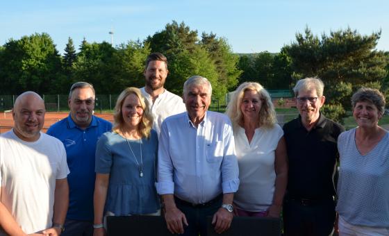 Tennisfunktionäre beim Gruppenfoto