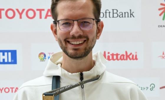 Erik Hess mit Goldmedaille