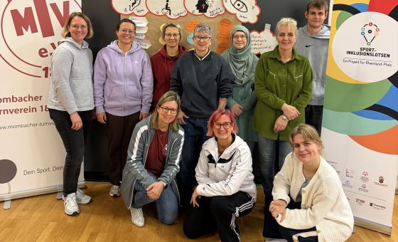 Gruppe von Übungsleiterinnen