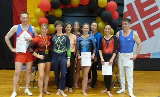 Gruppe erfolgreicher Senioren-Turner